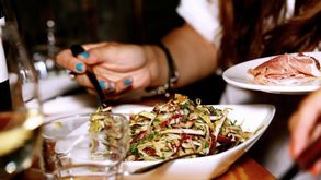 Privatveranstaltungen, Gäste, Parkplätze, Speisen, Hotel, Gastgewerbe, Mittagessen, Abendessen, Außenbereich, WLAN, Besucher, deutsche Küche, Schneifelstraße 29, 53937 Schleiden-Olef, Service, Hochzeiten, Barrierefrei, Hunde erlaubt, Hotel und Restaurant Hermanns